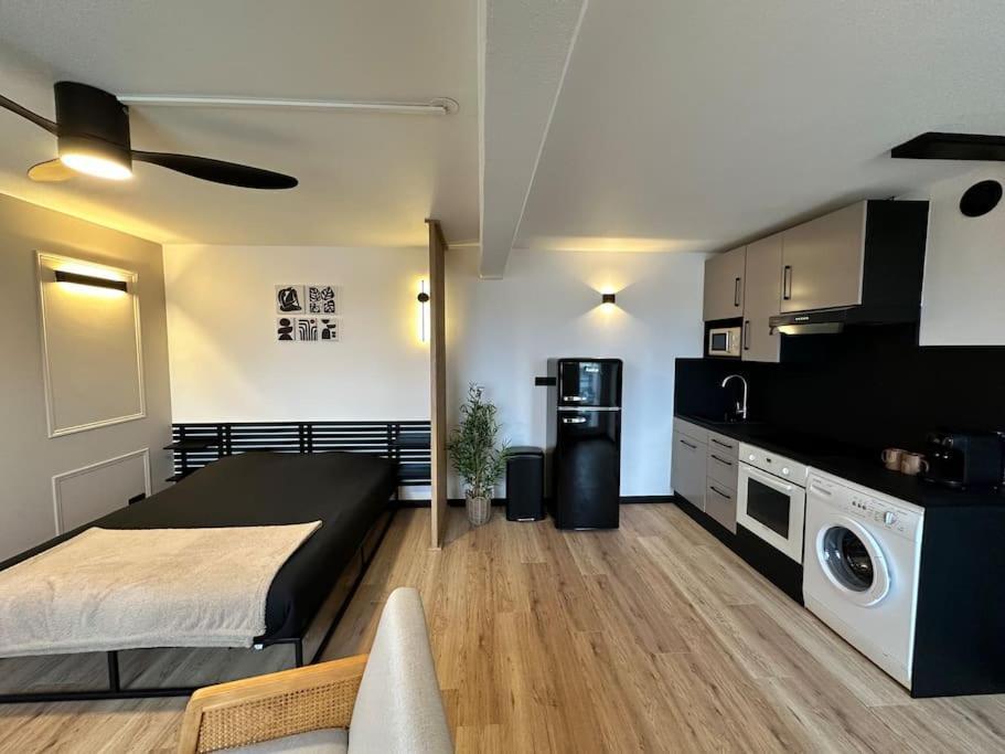 Charmant Studio Neuf, Hypercentre, Parking, Balcon Strasbourg Bagian luar foto