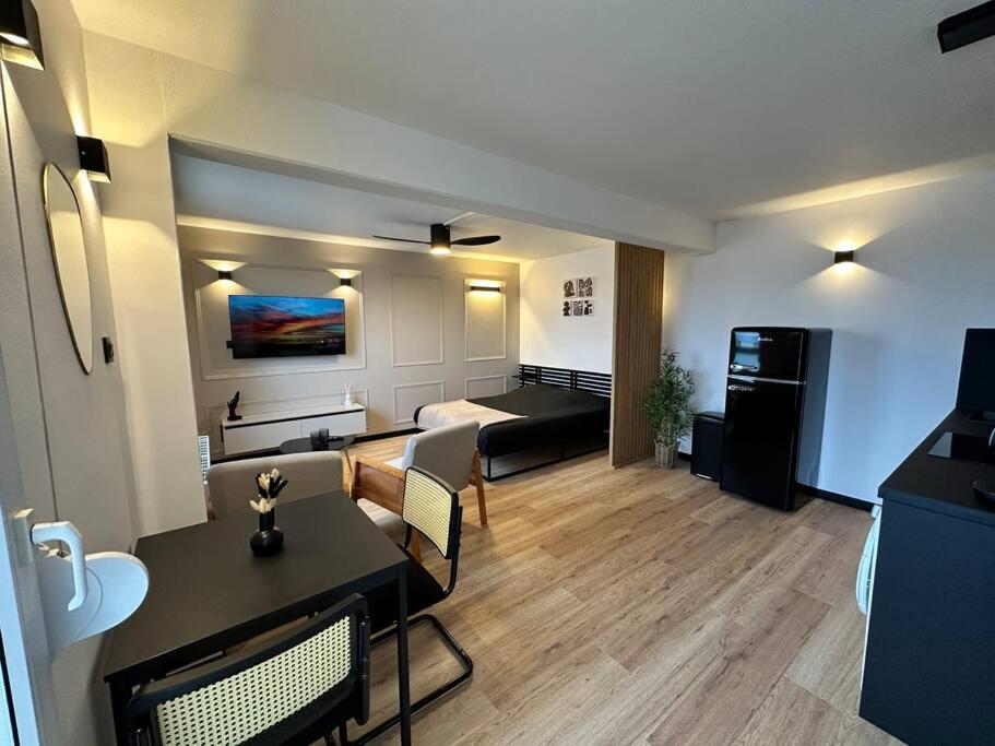 Charmant Studio Neuf, Hypercentre, Parking, Balcon Strasbourg Bagian luar foto