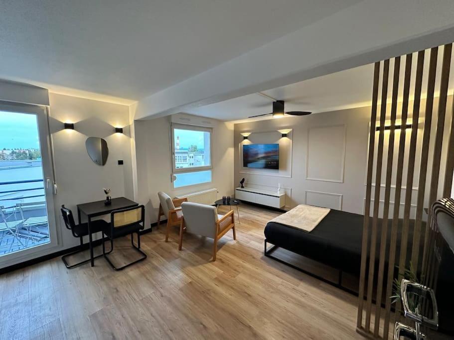 Charmant Studio Neuf, Hypercentre, Parking, Balcon Strasbourg Bagian luar foto